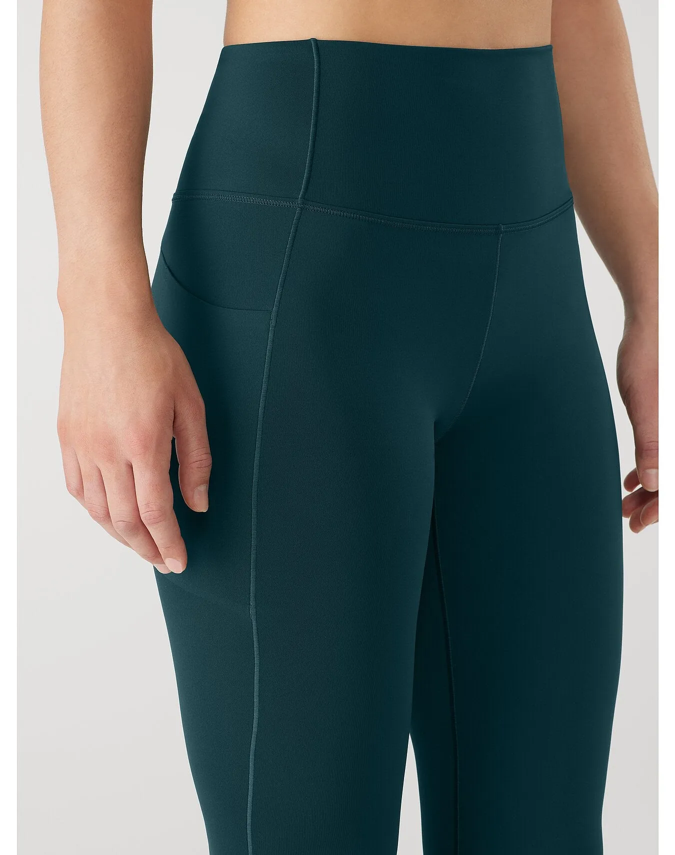 Essent High Rise Legging 28" (Women's) - Past Season