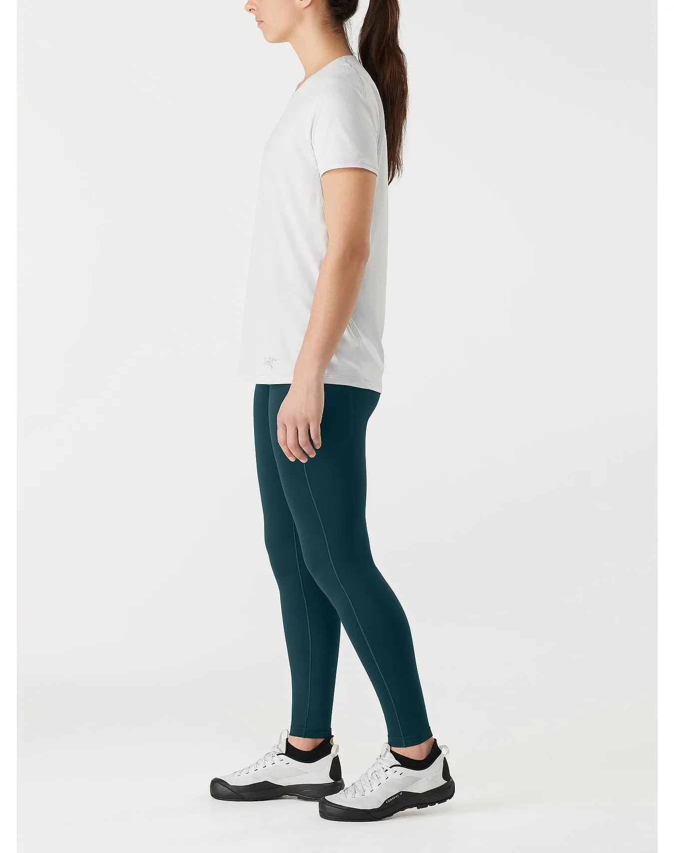 Essent High Rise Legging 28" (Women's) - Past Season