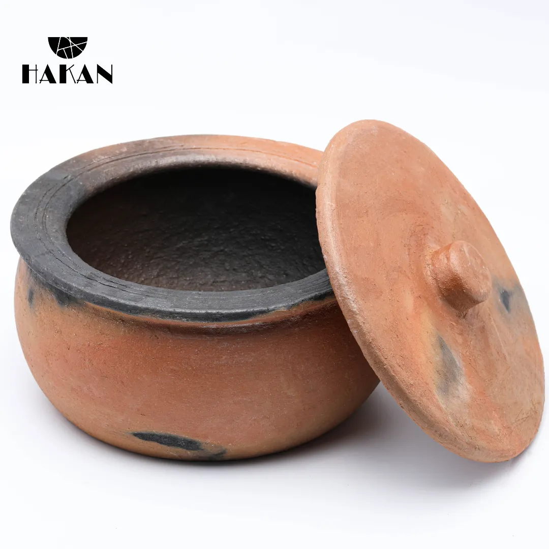 Hakan Efes Clay Pot with Lid, Unglazed Twice-Baked Terracotta