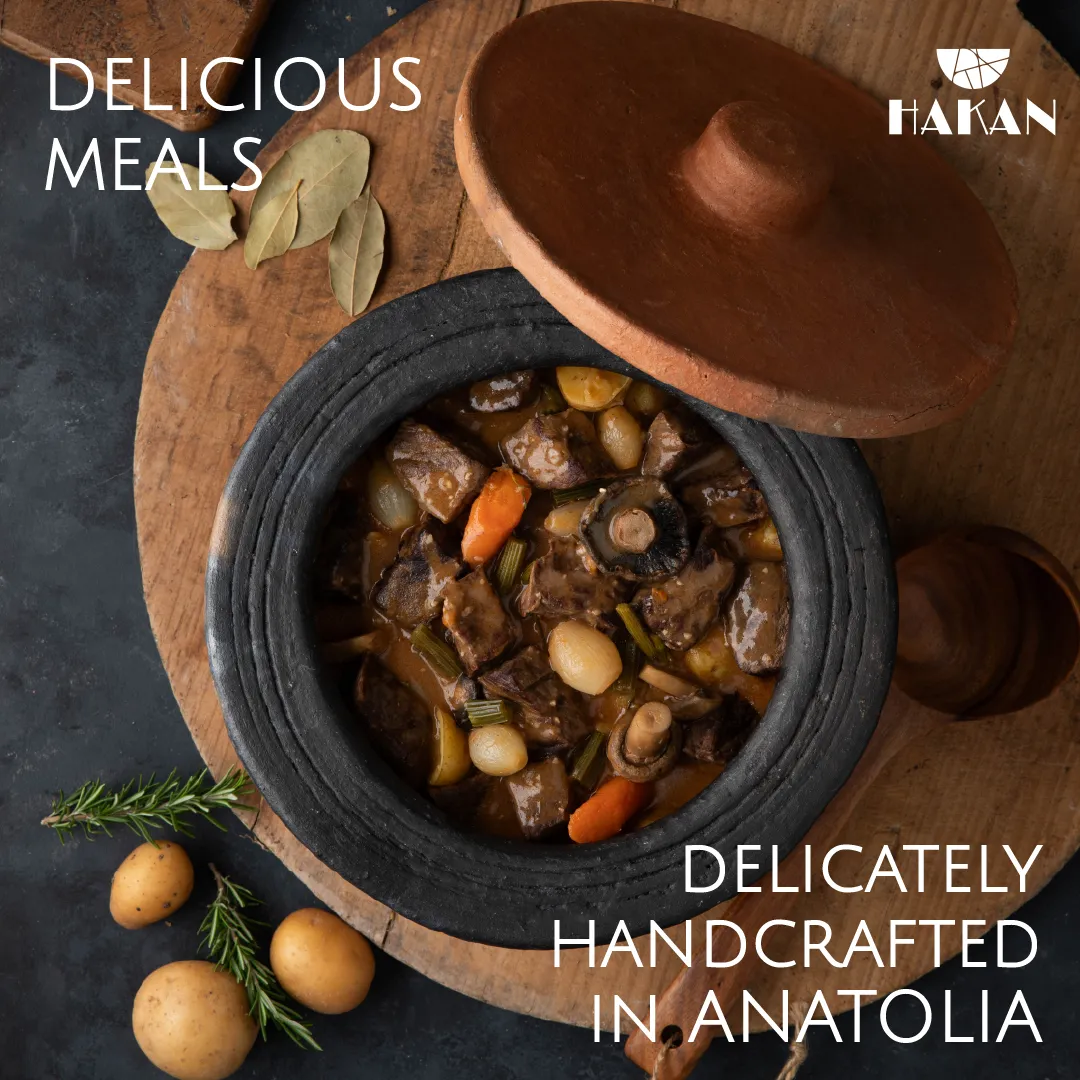 Hakan Efes Clay Pot with Lid, Unglazed Twice-Baked Terracotta