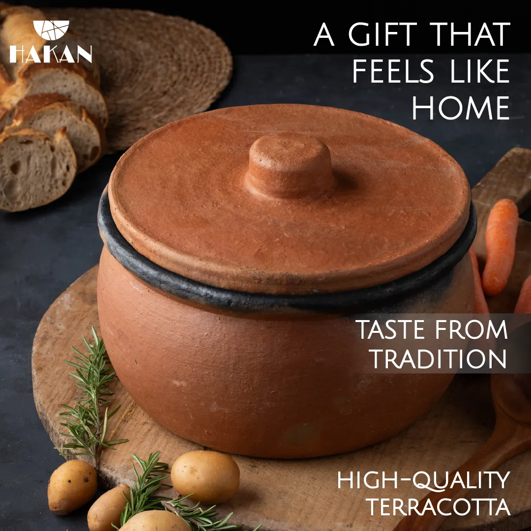 Hakan Efes Clay Pot with Lid, Unglazed Twice-Baked Terracotta