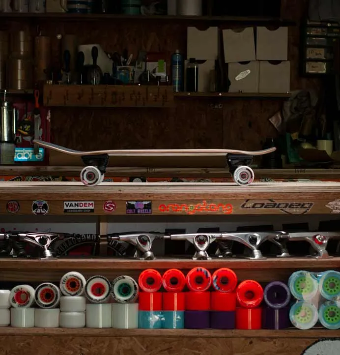 Landyachtz Dinghy Blunt Reapin Ain't Easy Cruiser Board