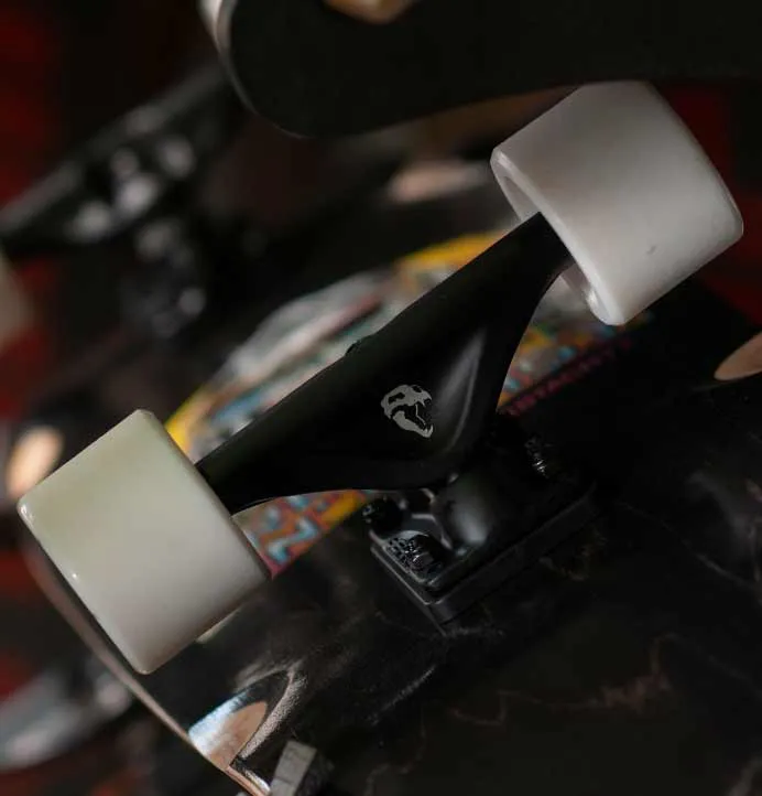 Landyachtz Dinghy Blunt Reapin Ain't Easy Cruiser Board