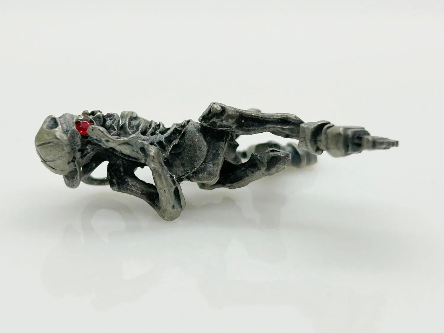 Skeleton with Red Eyes, on Rollerblades Pendant