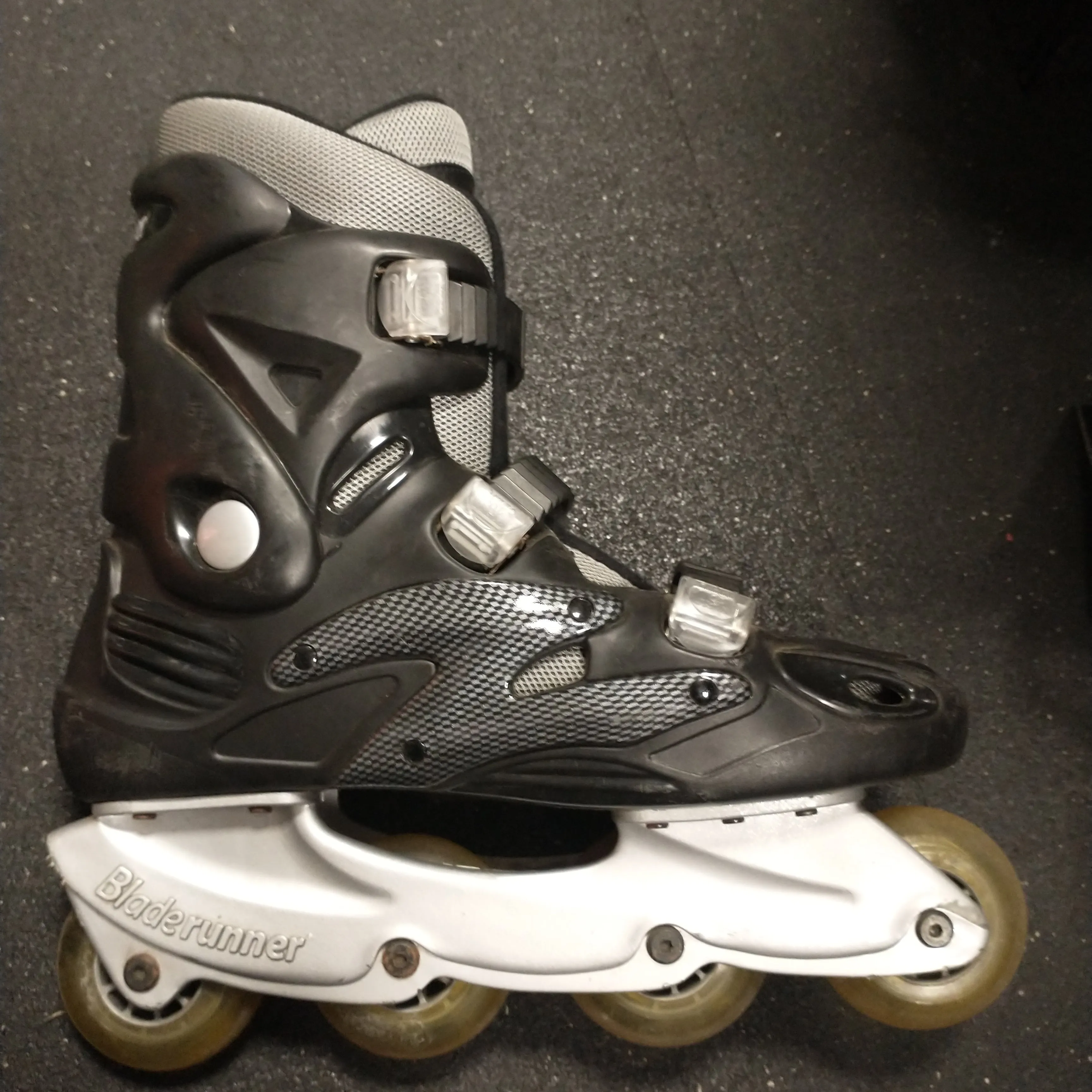 Used Bladerunner M Sting Rollerblades Adult Size 11