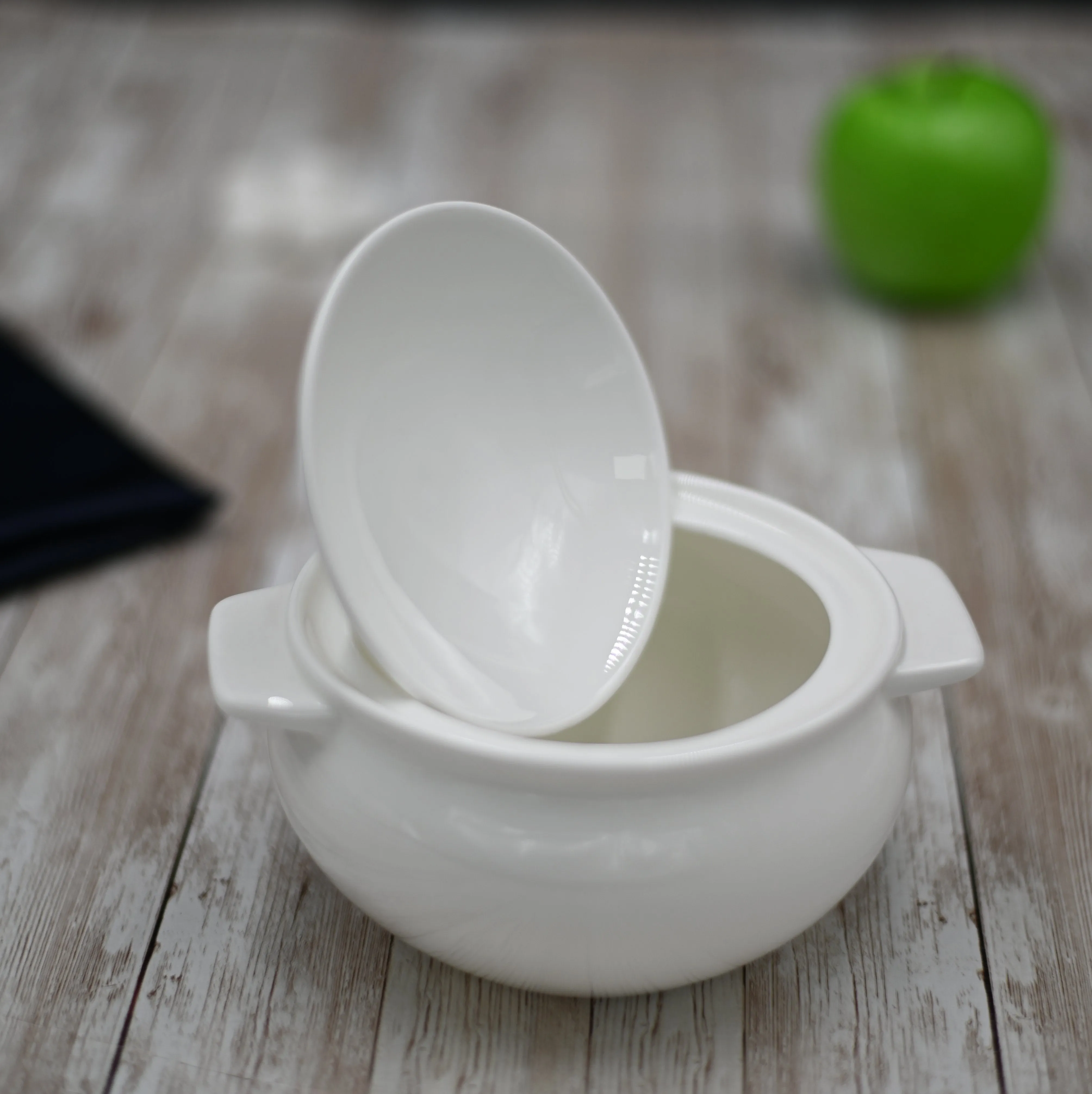 Wilmax Porcelain White Baking Pot 21 Oz | 620 Ml